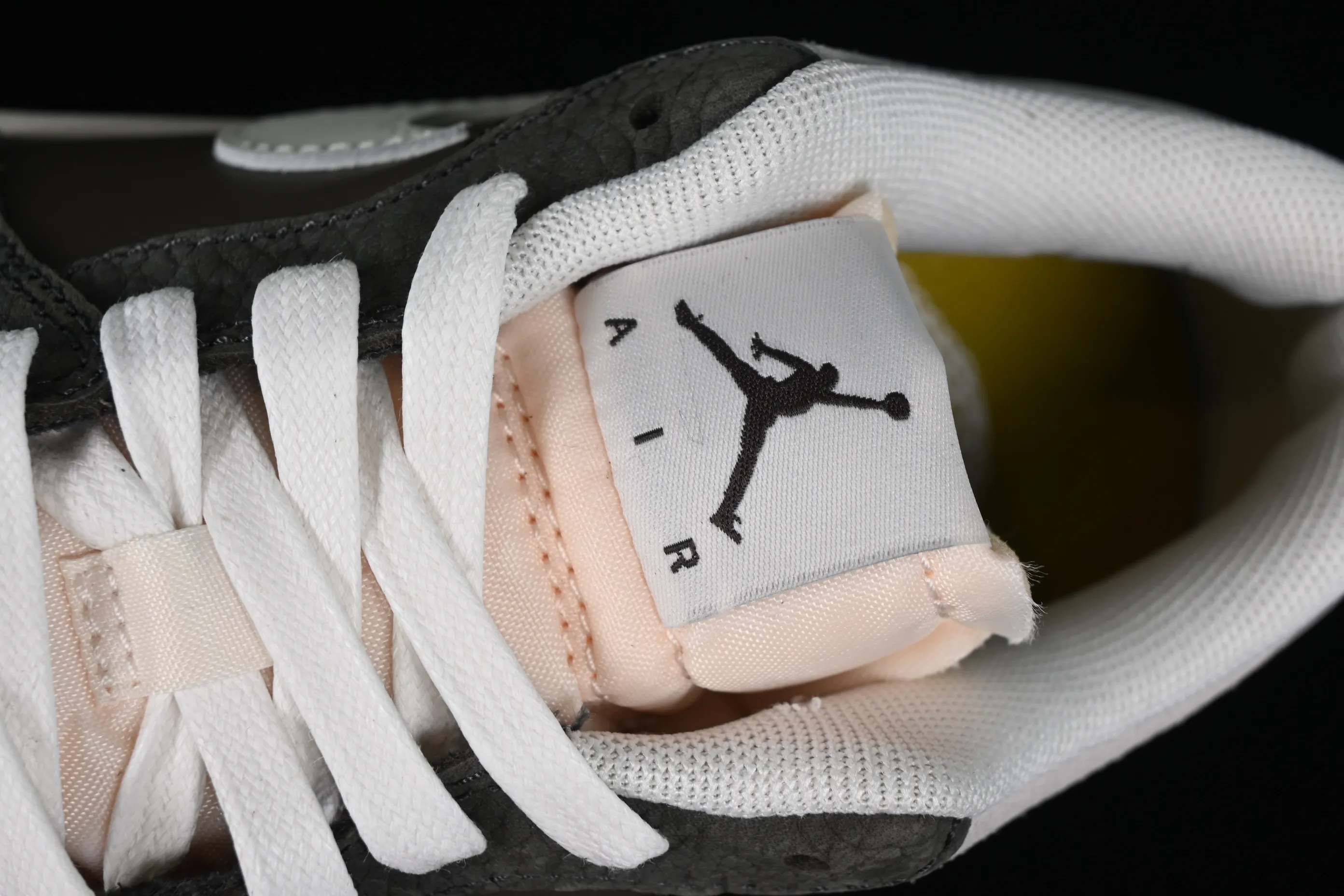 All categories Air Jordan Jordan series basketball shoes Air Jordan 1 Low G version pure original Air Jordan 1 Low "Snkrs Day" AJ1 Joe 1 Magpie gray toe low-top cultural casual sneakers FD0399-004